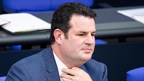 Arbeitsminister Heil hat eine Grundrente ohne Bedürftigkeitsprüfung für Geringverdiener vorgeschlagen.