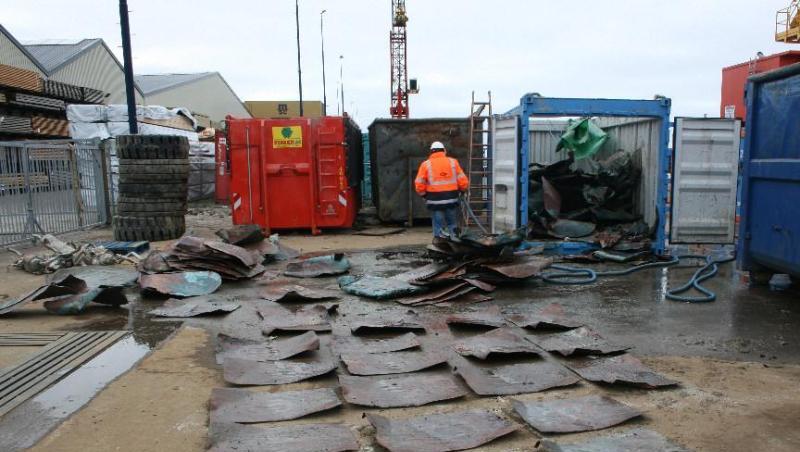 Kupferplatten fanden niederländische Bergungsexperten auf dem Boden der Nordsee. Foto: Niederländisches Kulturministerium/Archiv Kupferplatten fanden niederländische Bergungsexperten auf dem Boden der Nordsee. Foto: Niederländisches Kulturministerium/Archiv
