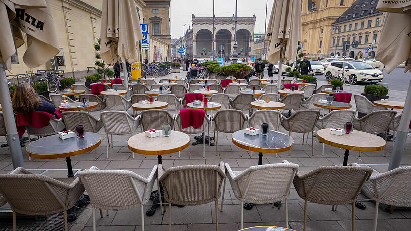 Die Restaurants und Café in Bayern dürfen schrittweise wieder öffnen.
