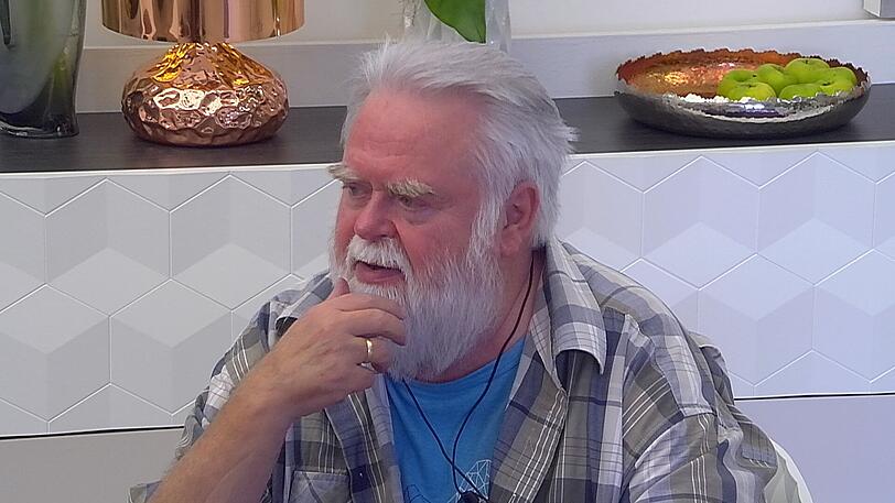 Wer ist am bekanntesten im unter den Big-Brother-Promis? Wilfried Gliem ist sich sicher: Er ist bekannter als die Kanzlerin.