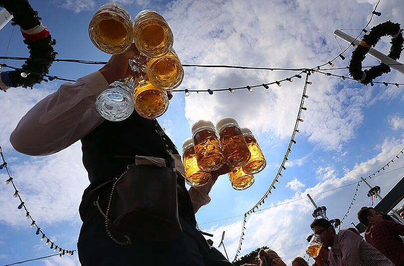 Am Nachmittag wurde das Wetter wieder besser. Der AZ-Liveticker vom zweiten Wiesn-Tag 2015.