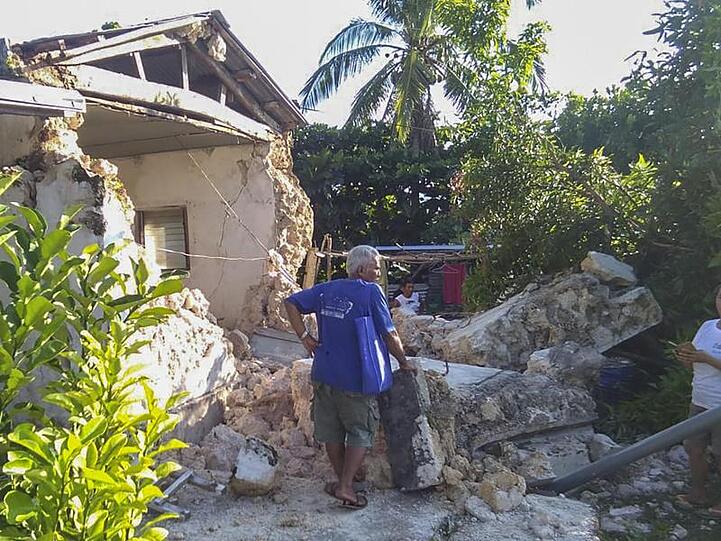 Nach Angaben der Erdbebenwarte Phivolcs befand sich das Epizentrum nahe der Stadt Itbayat in der Provinz Batanes knapp 700 Kilometer nördlich der Hauptstadt Manila.