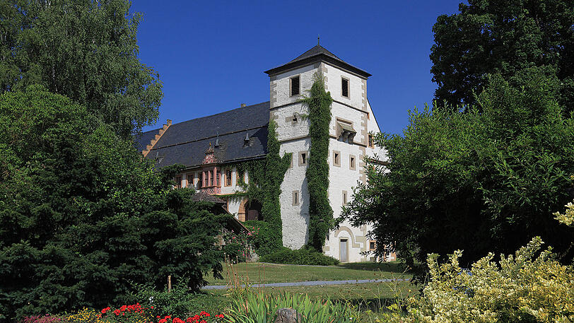 Im Kloster Maria Bildhausen ist in der Nacht ein Feuer ausgebrochen.