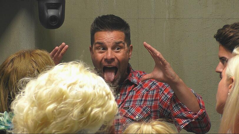 Eloy de Jong weigert sich, einen Wangenspreizer zu tragen