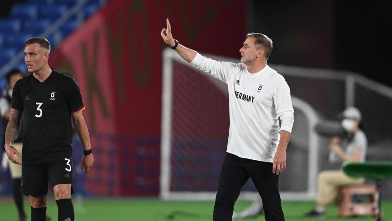Trainer Stefan Kuntz trifft mit seinem Team im nächsten Spiel auf die Mannschaft der Elfenbeinküste.