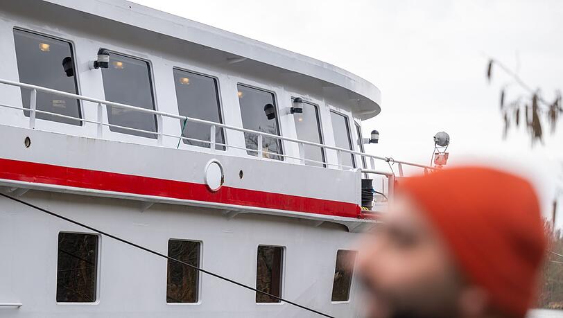 Nach zweieinhalb Jahren wird die Notunterkunft an Bord der MS Rossini geschlossen. (Archiv)