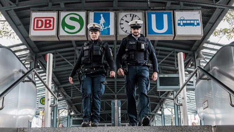 Die Bundespolizei ermittelt gegen den Unbekannten wegen des Verdachts der sexuellen Bel&auml;stigung. (Symbolbild)