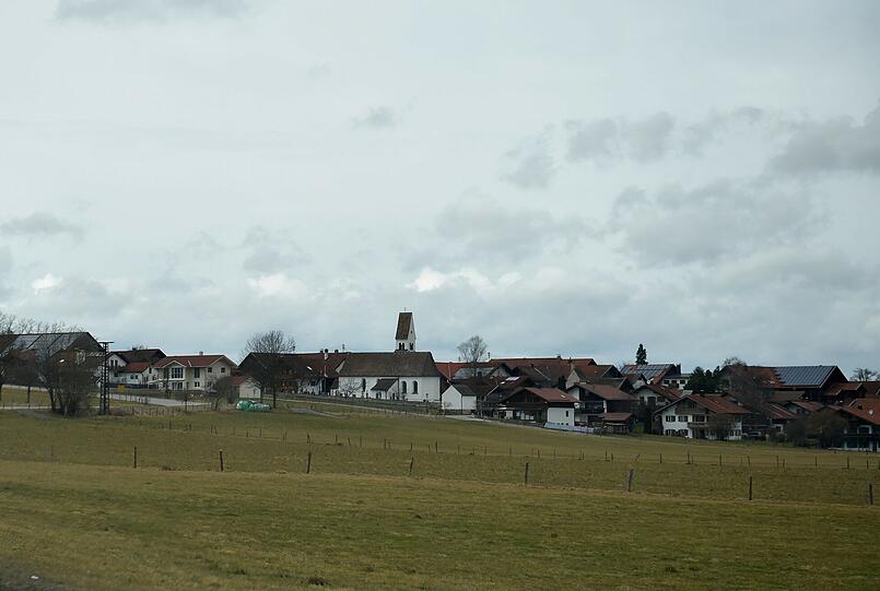 Heimat war für Sigi Rauch kein Begriff, sondern ein Gefühl. Hier, im idyllischen Untersöchering, will er auch nach seinem Tod sein.
