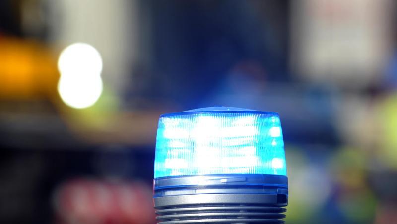 Das Blaulicht eines Streifenwagens der Polizei leucht auf. Foto: picture alliance/Stefan Puchner/dpa/Symbolbild Das Blaulicht eines Streifenwagens der Polizei leucht auf. Foto: picture alliance/Stefan Puchner/dpa/Symbolbild
