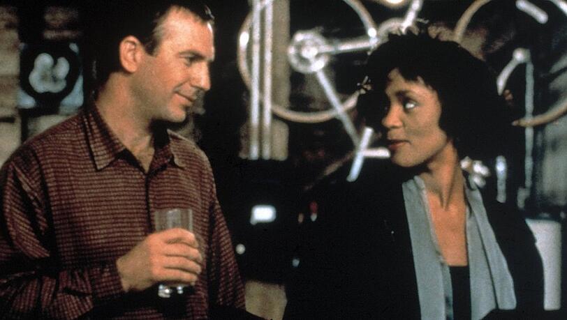 Kultfilm: "Bodyguard" mit Kevin Costner und Whitney Houston wurde ein großer Erfolg und zählt für viele Zuschauer bis heute zu einem der beliebtesten Liebesgeschichten der Leinwand.