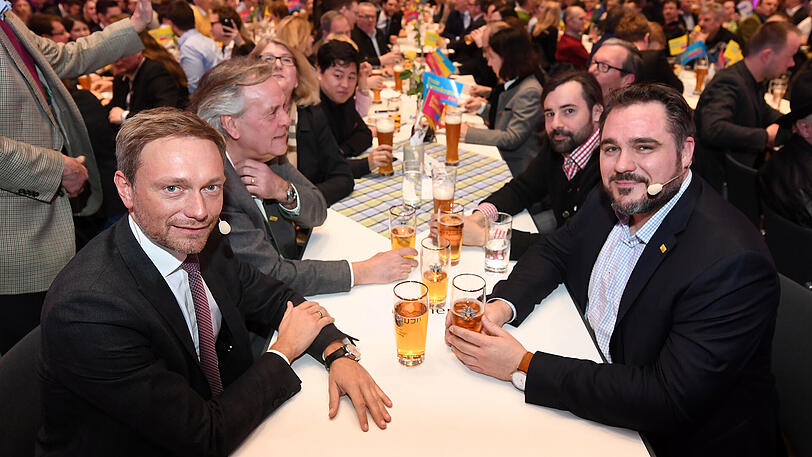 &bdquo;Das Jamaika-Aus war richtig, weil wir in Deutschland mit dieser Koalition nichts hätten bewegen können&ldquo;, sagt Daniel Föst (r.). FDP-Chef Christian Lindner (l.) hatte die Verhandlungen platzen lassen.