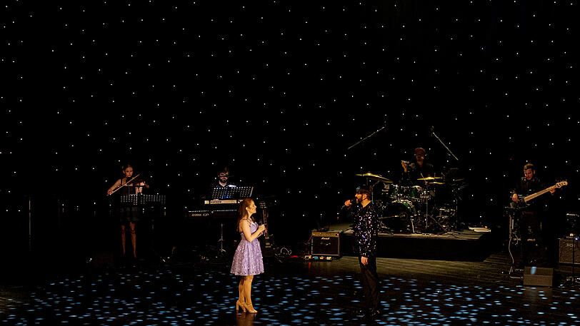 Die Sterne funkeln bei "Rapunzel". Die Sterne funkeln bei "Rapunzel".