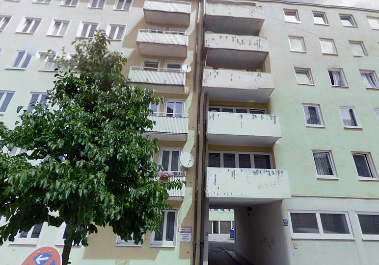 Derzeit kein schöner Anblick: das Haus Gollierstraße 84.