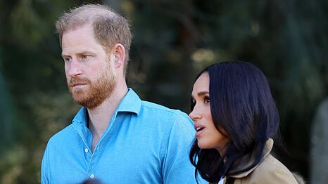 Prinz Harry und Herzogin Meghan, hier w&auml;hrend ihrer Australienreise, sollen k&uuml;rzlich mit den Kindern Zeit auf einer schottischen Insel verbracht haben.