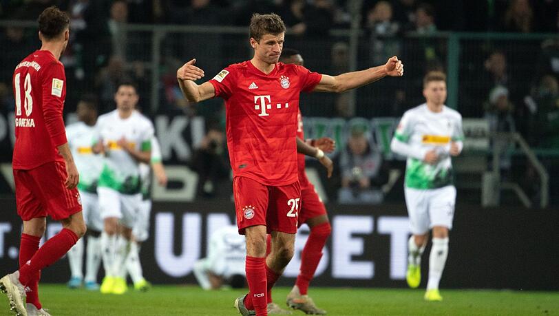 Der FC Bayern muss sich in Gladbach geschlagen geben Der FC Bayern muss sich in Gladbach geschlagen geben