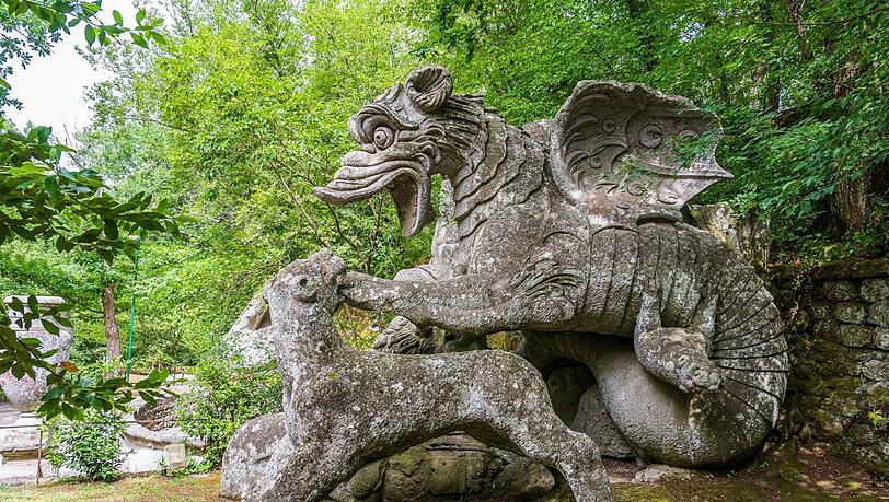 Drache im Sacro Bosco - dem heiligen Wald in Latium, einem Park der Monster aus dem 16. Jahrhundert.