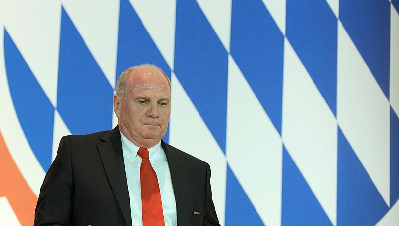Uli Hoeneß wurde am Dienstag wegen Steuerhinterziehung angeklagt. Uli Hoeneß wurde am Dienstag wegen Steuerhinterziehung angeklagt.