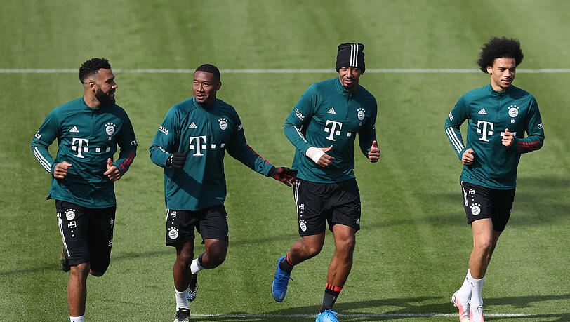 Eric Maxim Choupo-Moting, David Alaba, Jérôme Boateng und Leroy Sané (v.l.) am Dienstag im Training an der Säbener Straße.