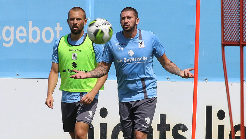 Gleich mittendrin: "Neuzugang" Sascha Mölders beim Training am Freitagnachmittag.