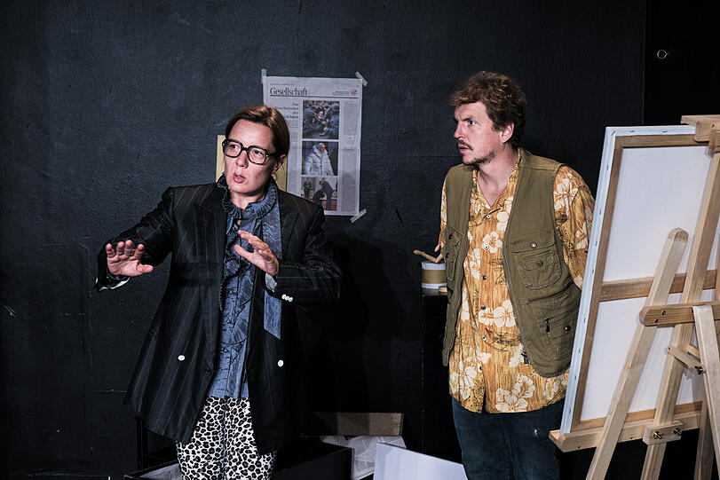 Mara Widmann und Franz-Xaver Zeller in „Schtonk“ im Zentraltheater