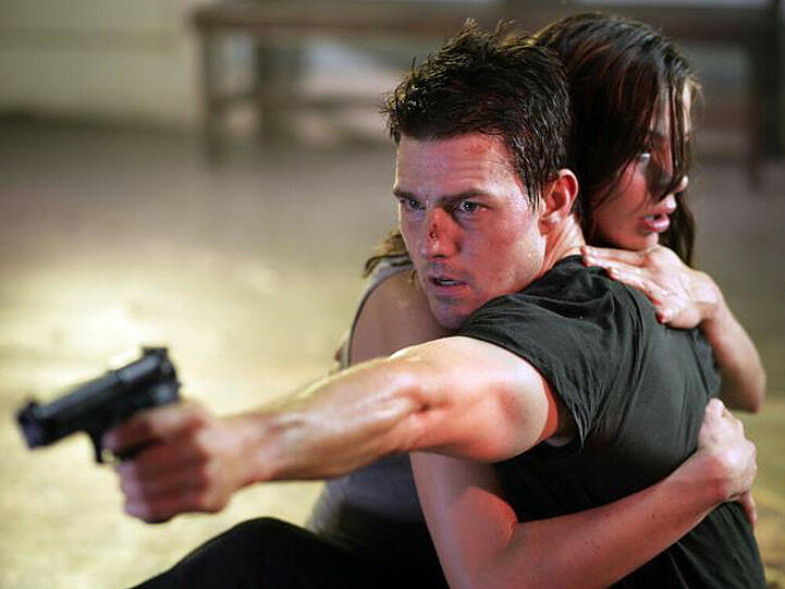 Tom Cruise versucht als Ethan Hunt seine Verlobte zu beschützen