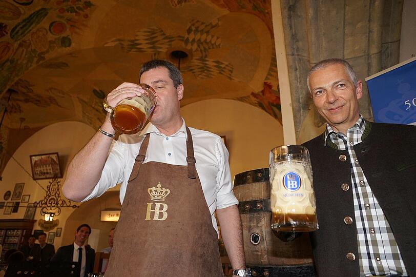 Markus Söder scheinte das Jubiläumsbier auch zu schmecken.
