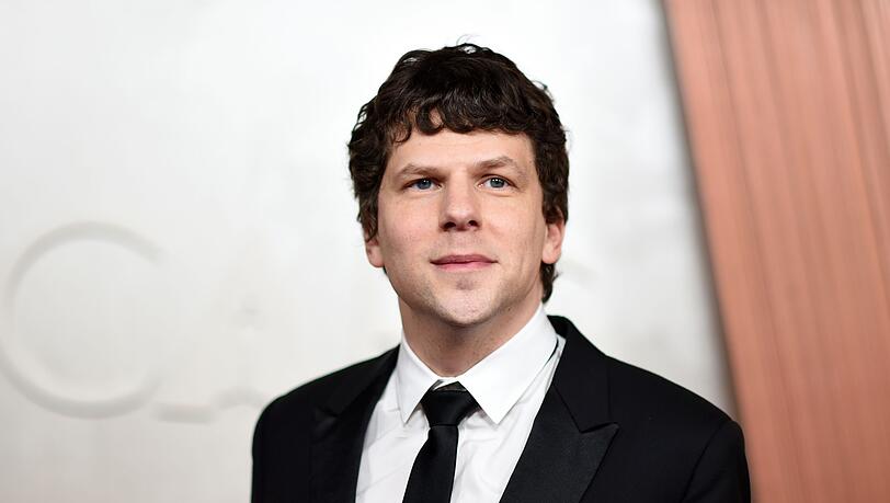 Der US-Schauspieler Jesse Eisenberg ist als Ehrengast zu den internationalen Filmfestspielen in Karlovy Vary (Karlsbad) eingeladen. (Archivbild)