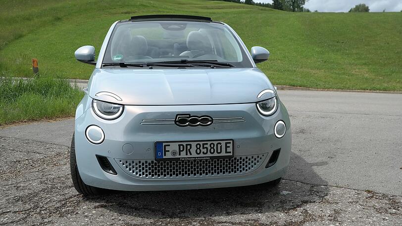 Die Frontpartie: eine moderne Neuinterpretation des Cinquecento-Gesichts.