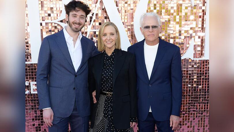 Lisa Kudrow mit Sohn Julian Murray Stern und Ehemann Michael Stern bei der Premiere der 3. Staffel von "The Comeback" in Los Angeles am 19. M&auml;rz 2026.