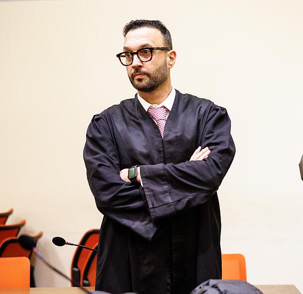 Rechtsanwalt Dr. Adam Ahmed hat auch nach der Abschiebung noch Kontakt zu Herisch A.
