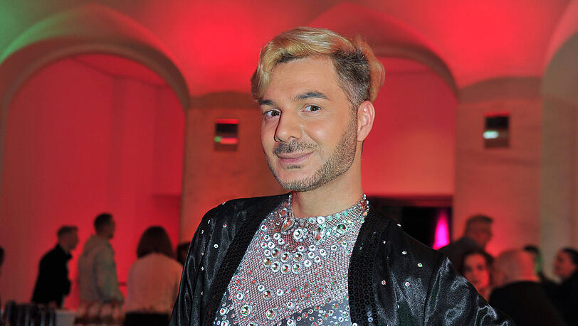 Sam Dylan gewann erst kürzlich "Das Sommerhaus der Stars". Nun strebt er die Dschungelkrone an. Sam Dylan gewann erst kürzlich "Das Sommerhaus der Stars". Nun strebt er die Dschungelkrone an.