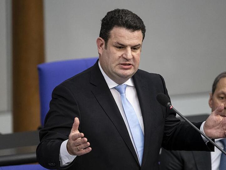 Arbeitsminister Hubertus Heil (SPD) verkündete den Kabinettsbeschlusss am Donnertag.