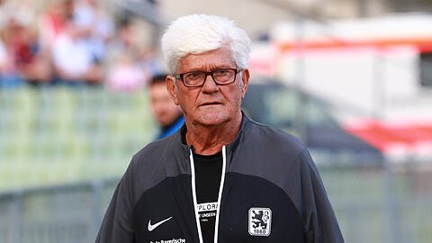 Trainerlegende Werner Lorant: Er trainierte die Löwen von 1992 bis 2001.