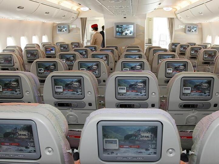 Laut einer aktullen Studie sind in fast 16 Prozent der medizinischen Notfälle in Flugzeugen Kinder betroffen.