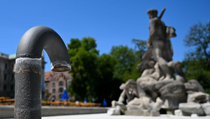 Vor den Verboten hatte die Stadt schon mehrere Brunnen abgeschaltet. (Archivbild) Vor den Verboten hatte die Stadt schon mehrere Brunnen abgeschaltet. (Archivbild)