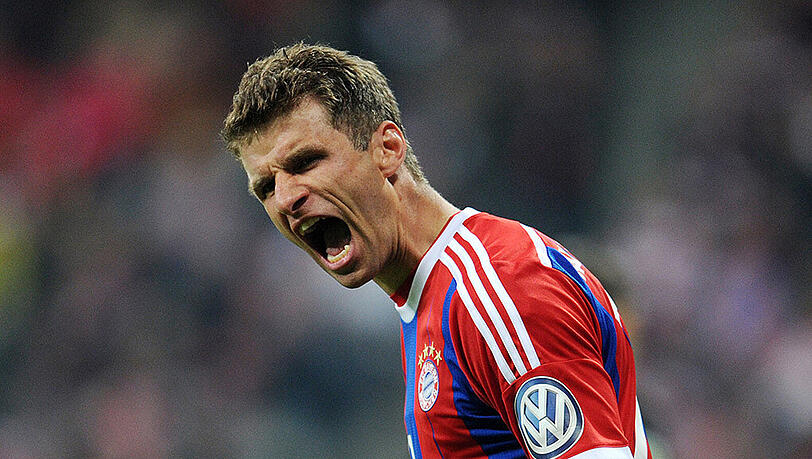 Stinksauer nach dem nicht gegebenen Elfmeter wegen Handspiels: Thomas Müller. Stinksauer nach dem nicht gegebenen Elfmeter wegen Handspiels: Thomas Müller.