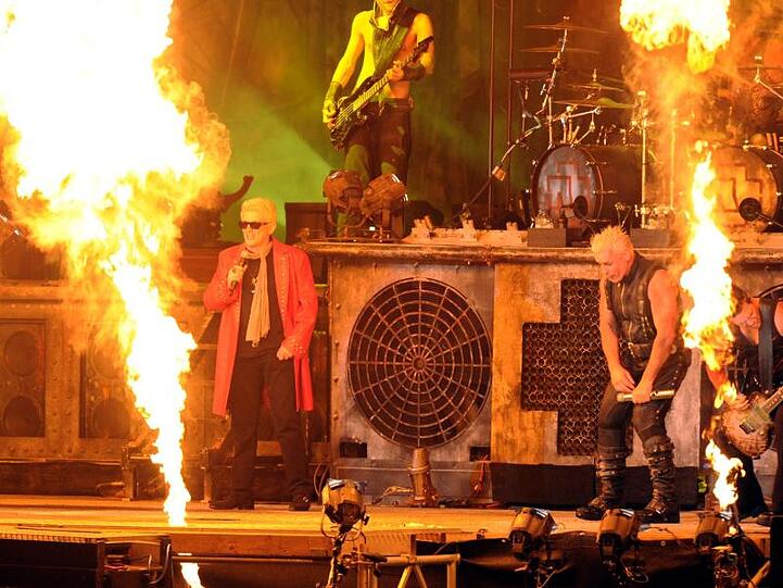 In Wacken ist alles möglich: Heino und Rammstein.