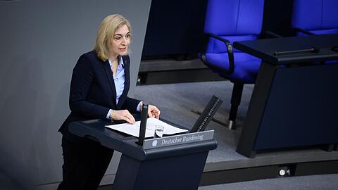 Das Gesetz von Gesundheitsministerin Nina Warken soll eine flexiblere Umsetzung vor Ort erm&ouml;glichen.