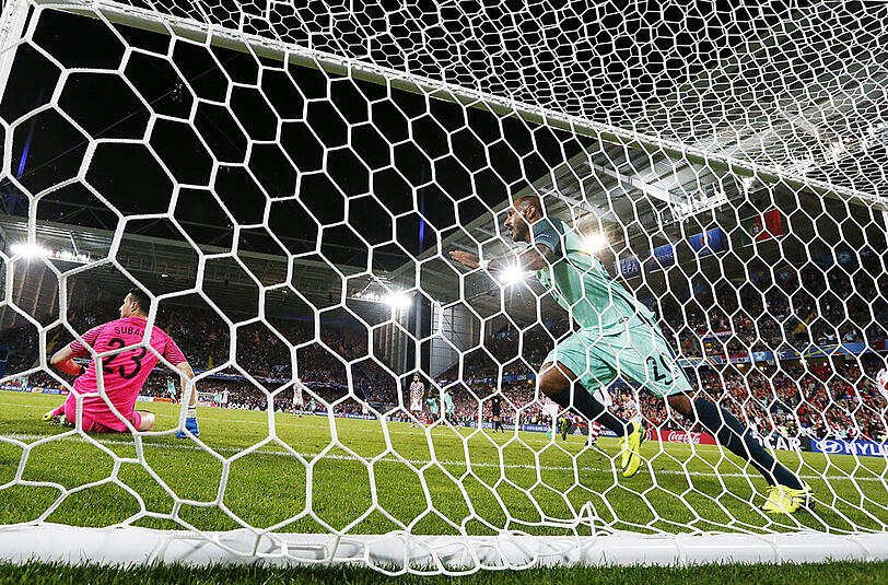 Die Entscheidung: Ricardo Quaresma trifft zum 1:0 für Portugal im EM-Achtelfinale gegen Kroatien.