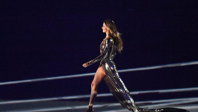 Gisele Bündchen durfte ihr Heimatland Brasilien bei der Eröffnung der Olympischen Spiele in Rio präsentieren Gisele Bündchen durfte ihr Heimatland Brasilien bei der Eröffnung der Olympischen Spiele in Rio präsentieren