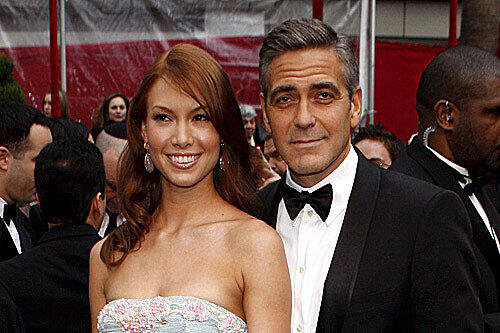 Nach einem Jahr ist Schluss: Sarah Larson (links) und George Clooney.