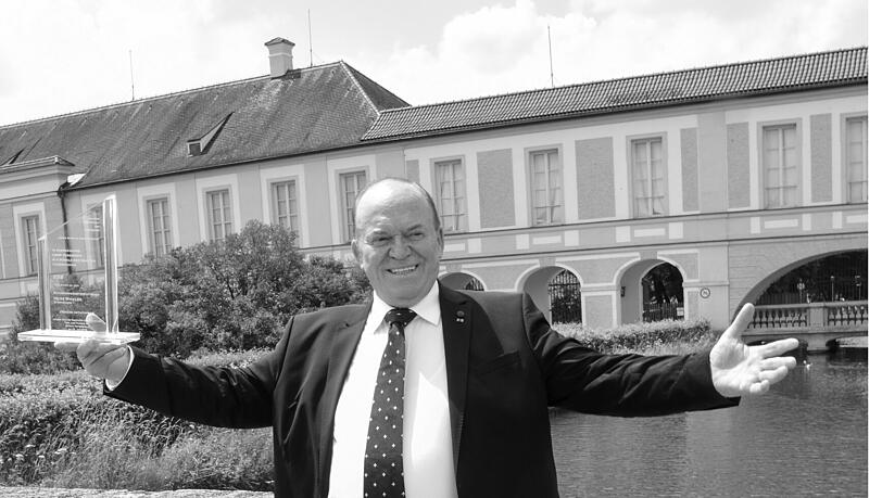 Heinz Winkler 2018 bei der Verleihung des Initiativpreises "Werterhalt und Weitergabe" in der Orangerie im Schloss Nymphenburg.