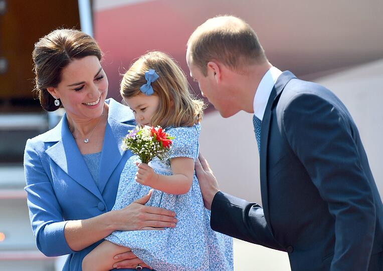 Die Royal-Family bei der Landung in Berlin