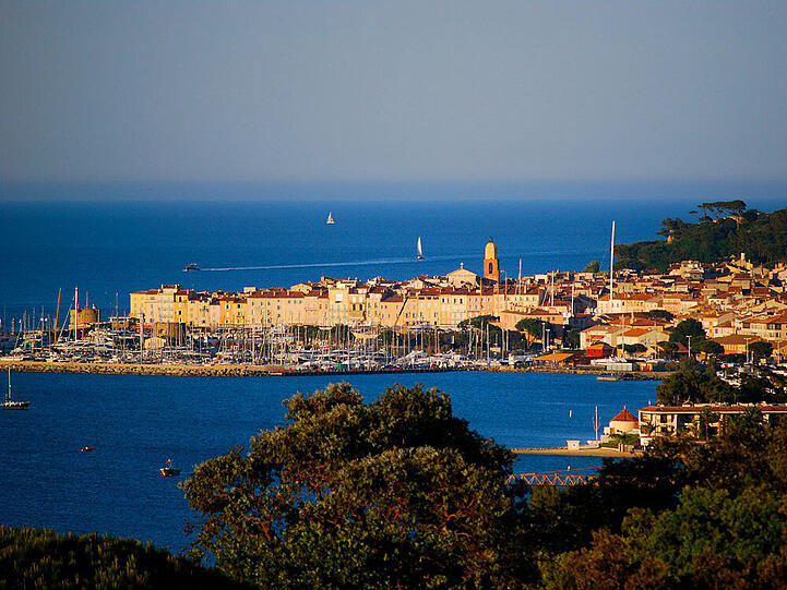 Traumblick von der Terrasse des Hotel Villa Belrose auf die Bucht von Saint Tropez