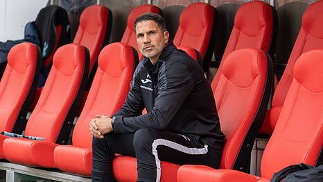 Löwen-Dompteur Patrick Glöckner will gegen den VfL Osnabrück den ersten Saisonsieg einfahren.
