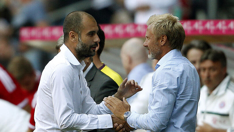 Pep Guardiola (l.) und Thorsten Fink beim Handshake in Mönchengladbach. Pep Guardiola (l.) und Thorsten Fink beim Handshake in Mönchengladbach.
