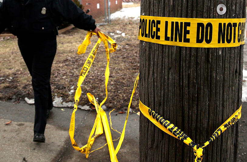 Mit einer Pistole hat ein dreijähriger Junge in den USA einen Einjährigen erschossen
