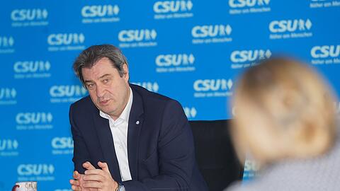 "Es ist für alle keine leichte Zeit", sagt Markus Söder und warnt: Gerade Politiker sollten jetzt nicht die Nerven verlieren.