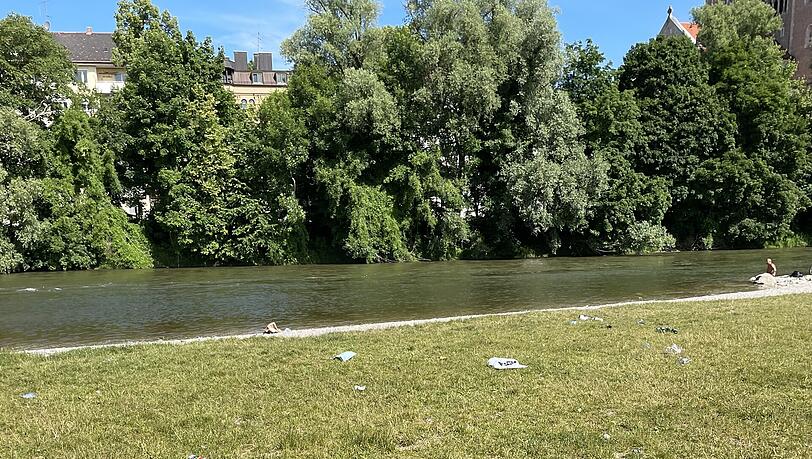 Vor allem nach Partywochenende liegt (Glas-)Müll herum.