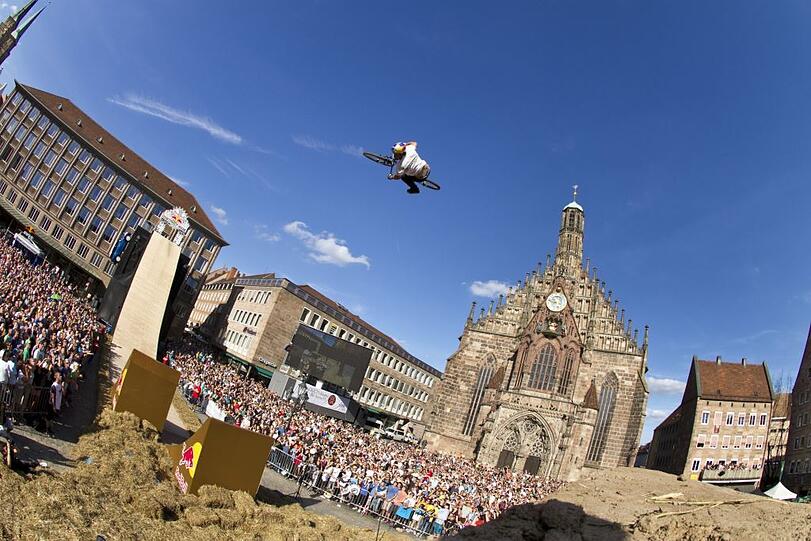 Darren Berrecloth war bei District Ride 2005, 2006 und 2011 dabei. Beim Event von 2005 belegte er den dritten Platz.